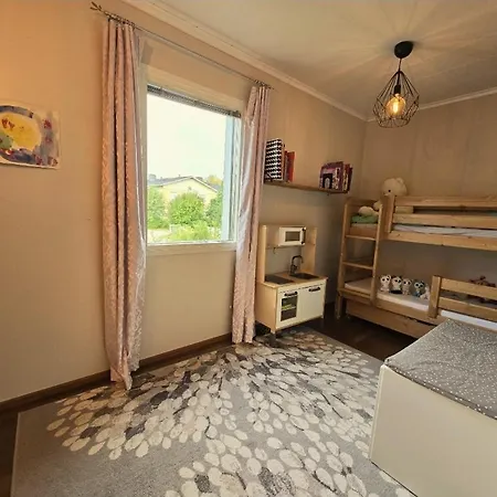 Aurora - 2bdr+ Wifi + Sauna 아파트 로바니에미